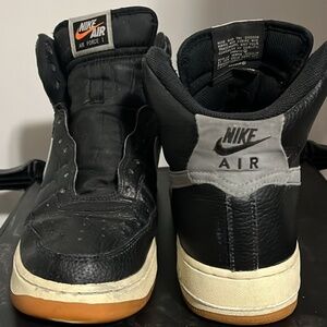 Air Force 1 high black wolf grey